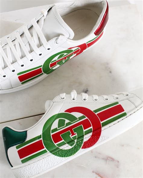 Gucci ace interlocking g